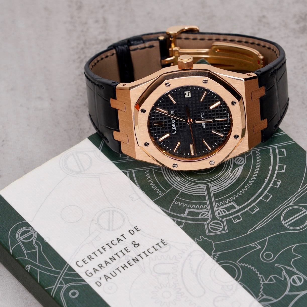 Audemars Piguet Royal Oak 15300OR.OO.D002CR.01 “BLACK OAK” Black Dial Rose Gold Leather Strap 39mm