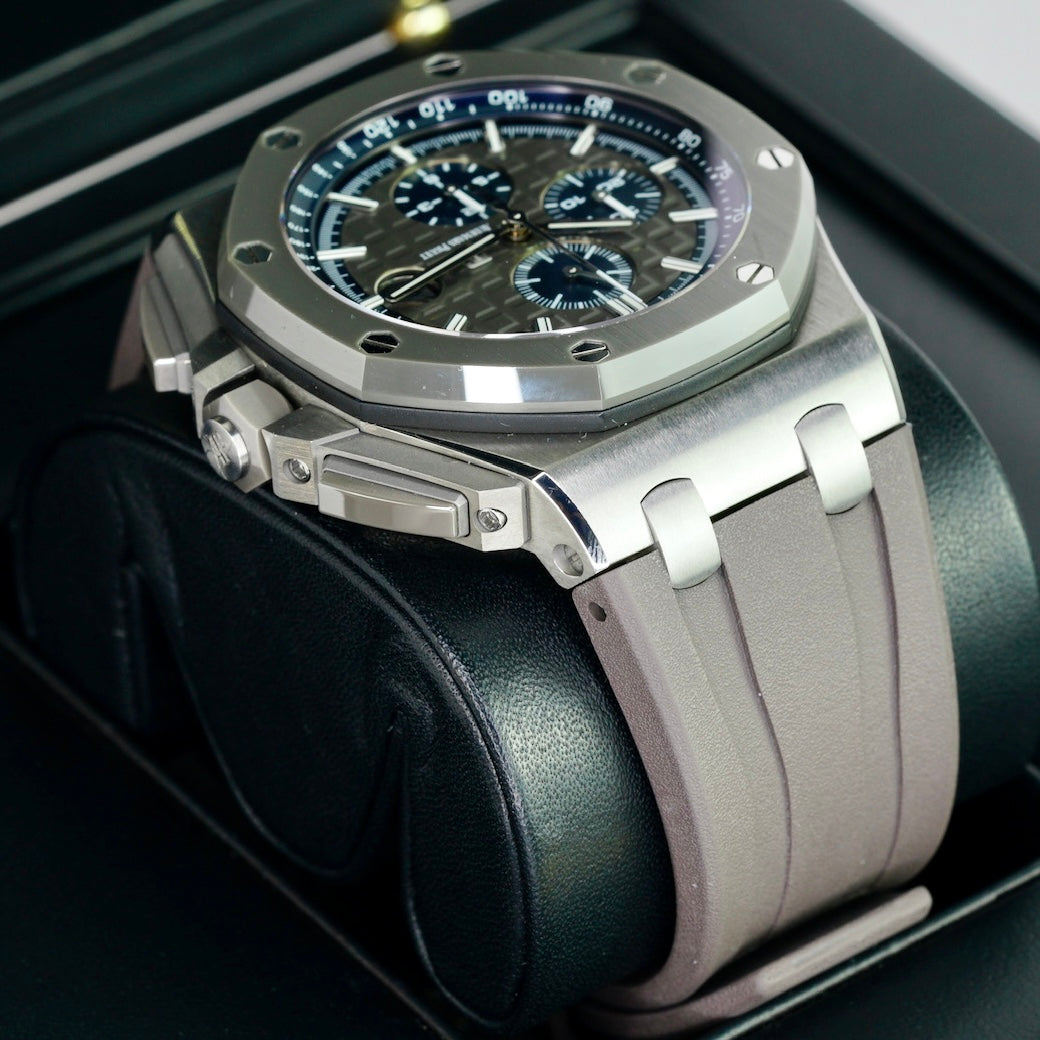 Audemars Piguet Royal Oak Offshore 26400IO.OO.A004CA.02 Grey Dial Blue Accents Titanium Rubber Strap Chronograph 44mm