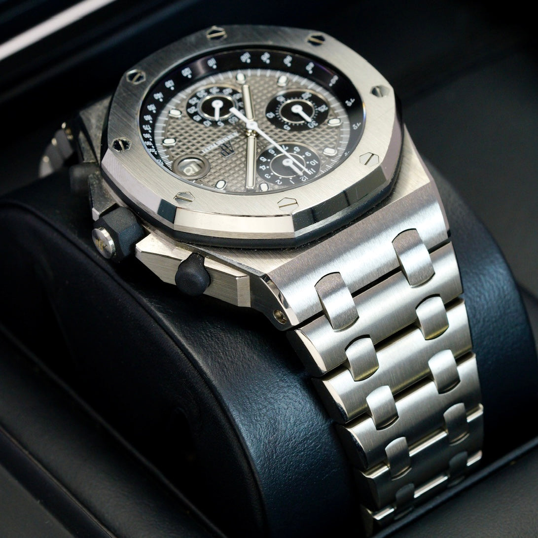 Audemars Piguet Royal Oak Offshore 26238TI.OO.2000TI.01 Grey Dial Chronograph Titanium 42mm
