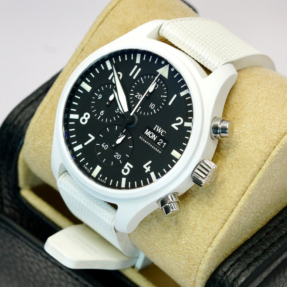 IWC Pilot IW389105 “TOP GUN” Chronograph White Ceramic 44.5mm 2024