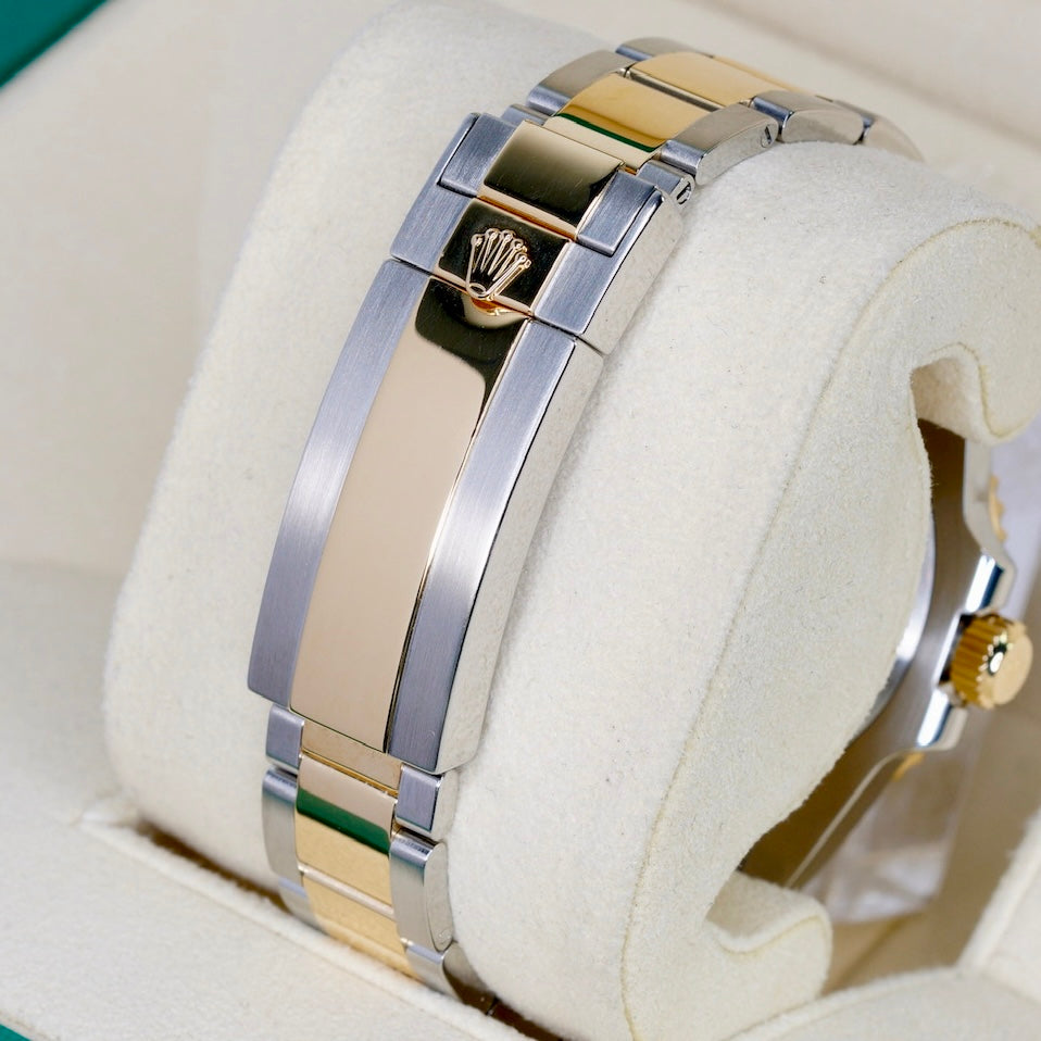 Rolex Submariner Date 116613LB “BLUESY” Falt Blue Serti Dial Two-Tone Yellow Gold & Steel 40mm 2011