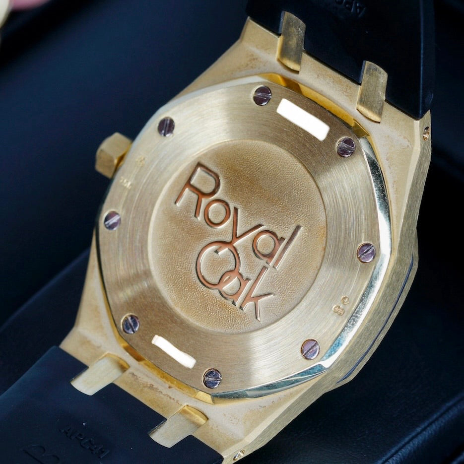 Audemars Piguet Royal Oak 26120BA.OO.D088CR.01 “DUAL TIME” White Dial Yellow Gold AM Rubber Strap 39mm
