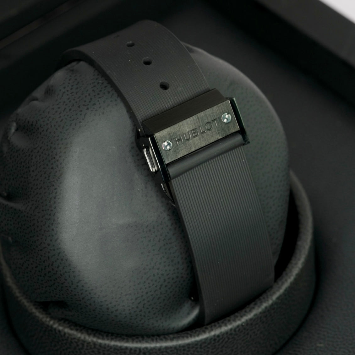 Hublot Classic Fusion 521.CM.1171.RX Black Ceramic Chronograph Black Rubber Strap 45mm
