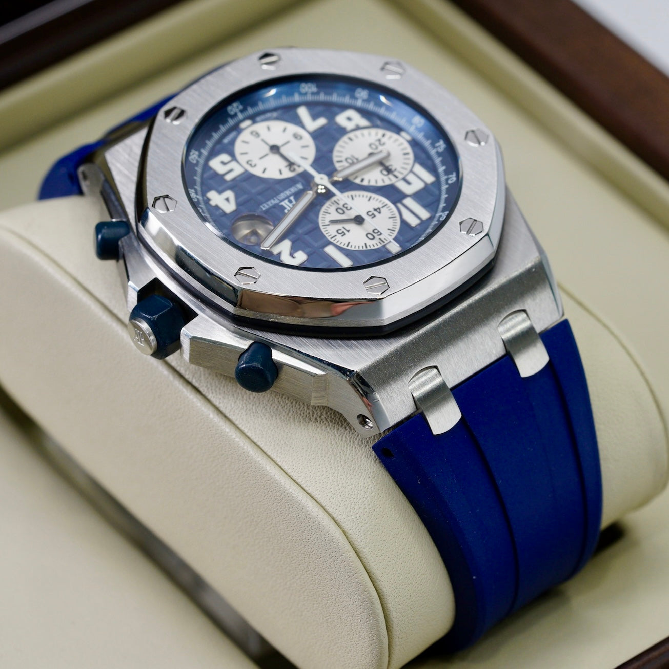 Audemars Piguet Royal Oak Offshore “PORTO CERVO” 26188ST.00.D305CR.01 Blue Dial Limited Edition to 75 pieces