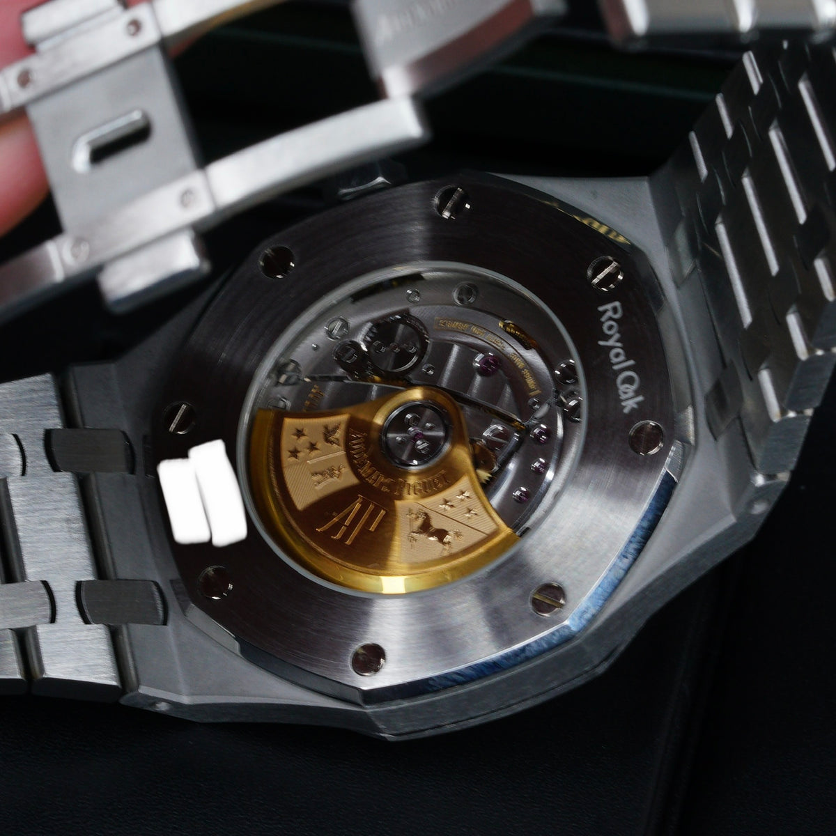 Audemars Piguet Royal Oak 15400ST.OO.1220ST.02 “WHITE OAK” White Dial Stainless Steel 41mm 2016