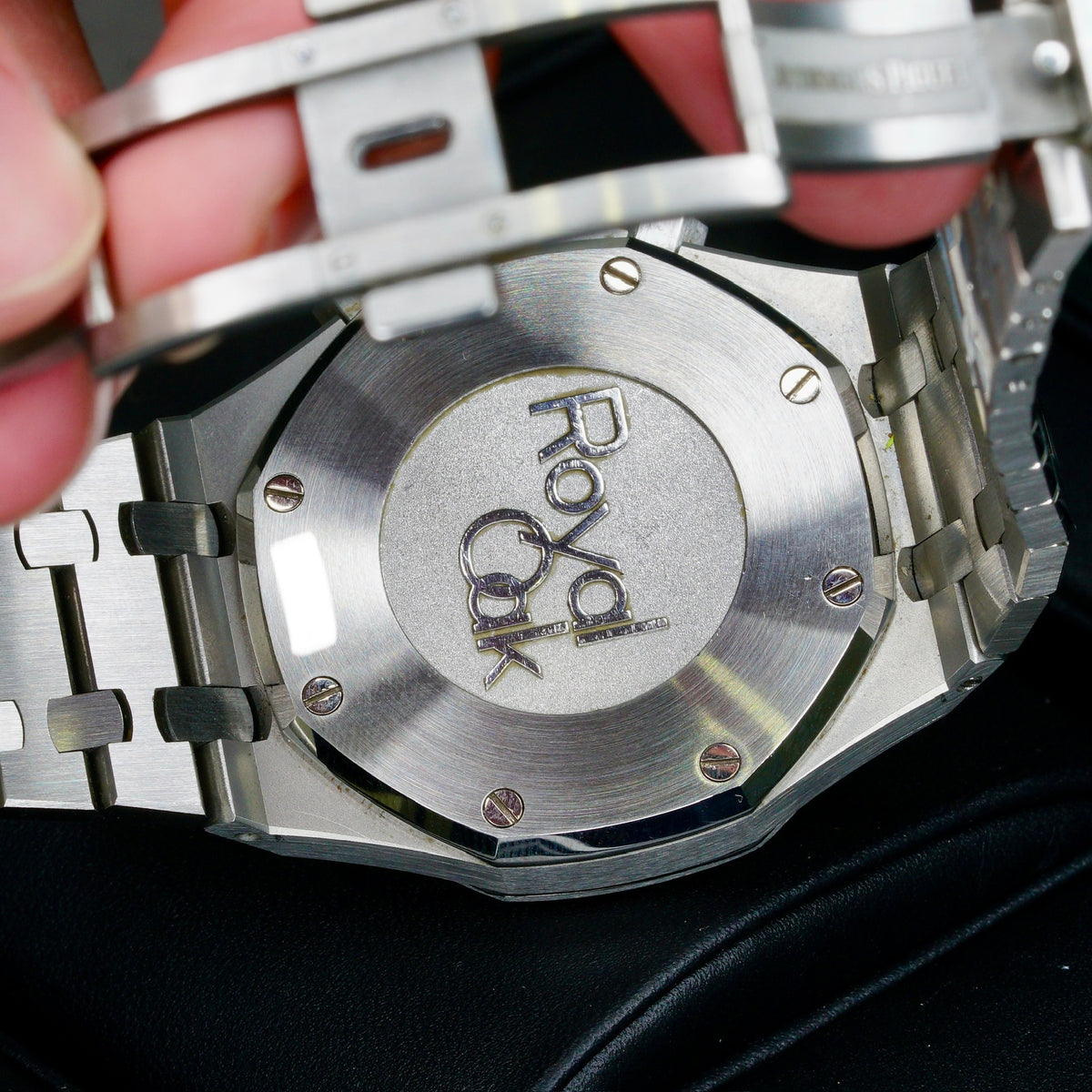 Audemars Piguet Royal Oak 26331ST.OO.1220ST.01 “BLUE OAK” Blue Dial Stainless Steel 41mm