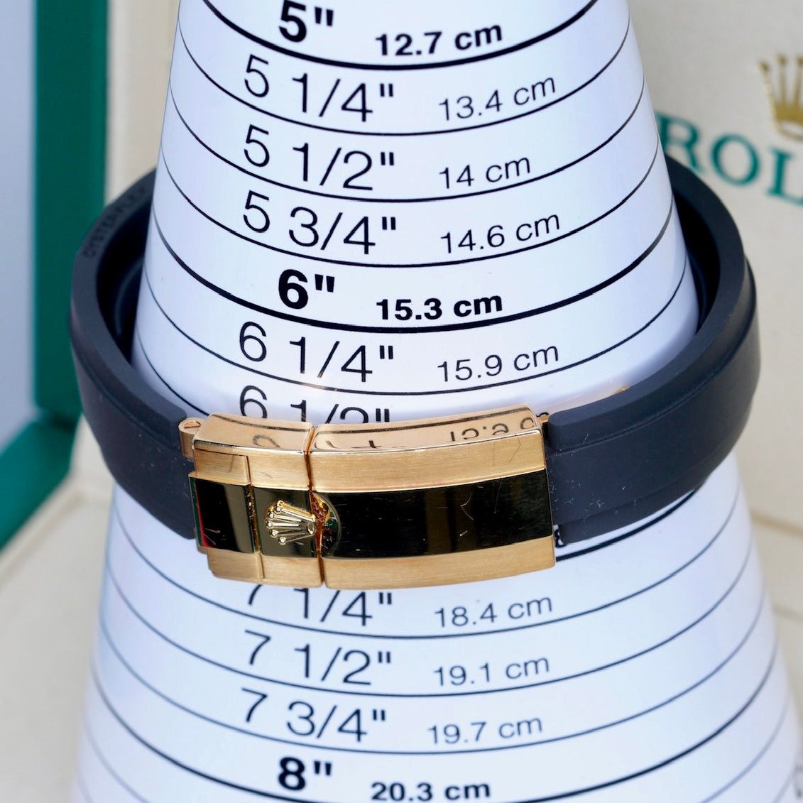 Rolex Daytona 116518LN “PAUL NEWMAN” Black Dial Yellow Sub Dials Yellow Gold Oysterflex 40mm 2018