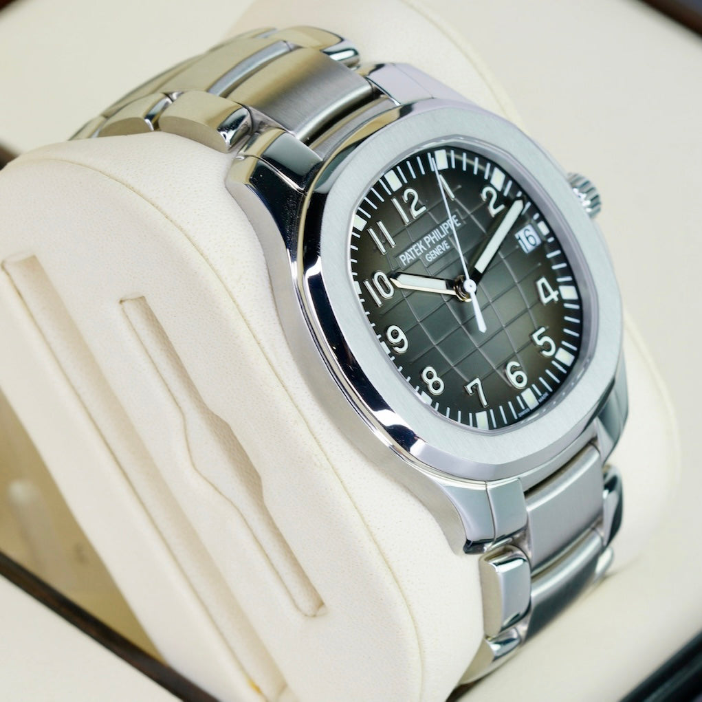 Patek Philippe Aquanaut 5167/1A-001 Black Dial Steel Bracelet 2015