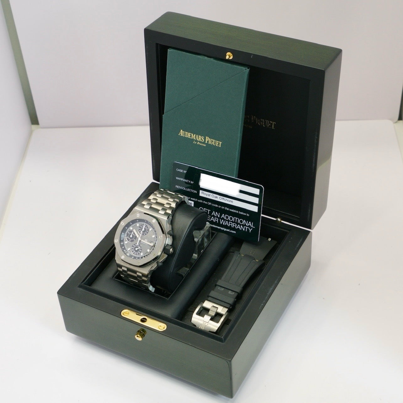 Audemars Piguet Royal Oak Offshore 26238TI.OO.2000TI.01 Grey Dial Chronograph Titanium 42mm