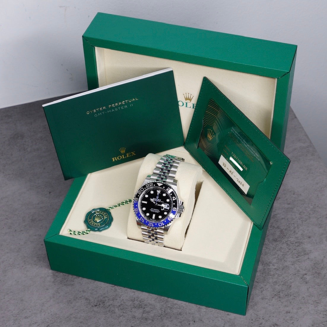 Rolex GMT-Master II 126710BLNR "BATGRIL" Black Dial Black & Blue Bezel Stainless Steel Jubilee 40mm 2020