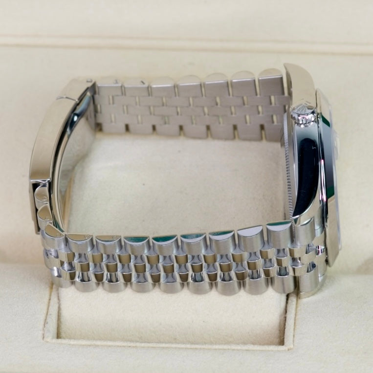 Rolex Datejust 126300 “AZZURRO” Blue Roman Dial Smooth Besel Stainless Steel 41mm