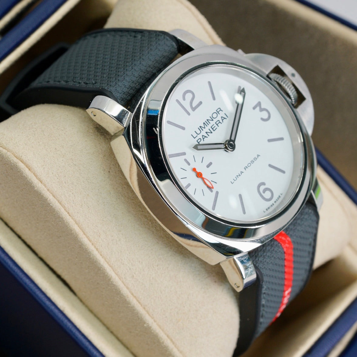 Panerai Luminor PAM01342 Luna Rossa 44mm 2023