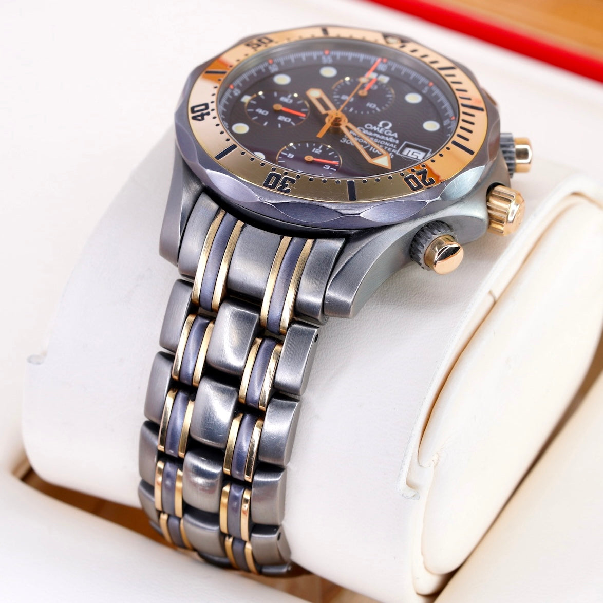 Omega Seamaster Diver 300M 2296.80.00 Blue Wave Dial Tridor Gold & Titanium & Tantalum Chronograph 42mm
