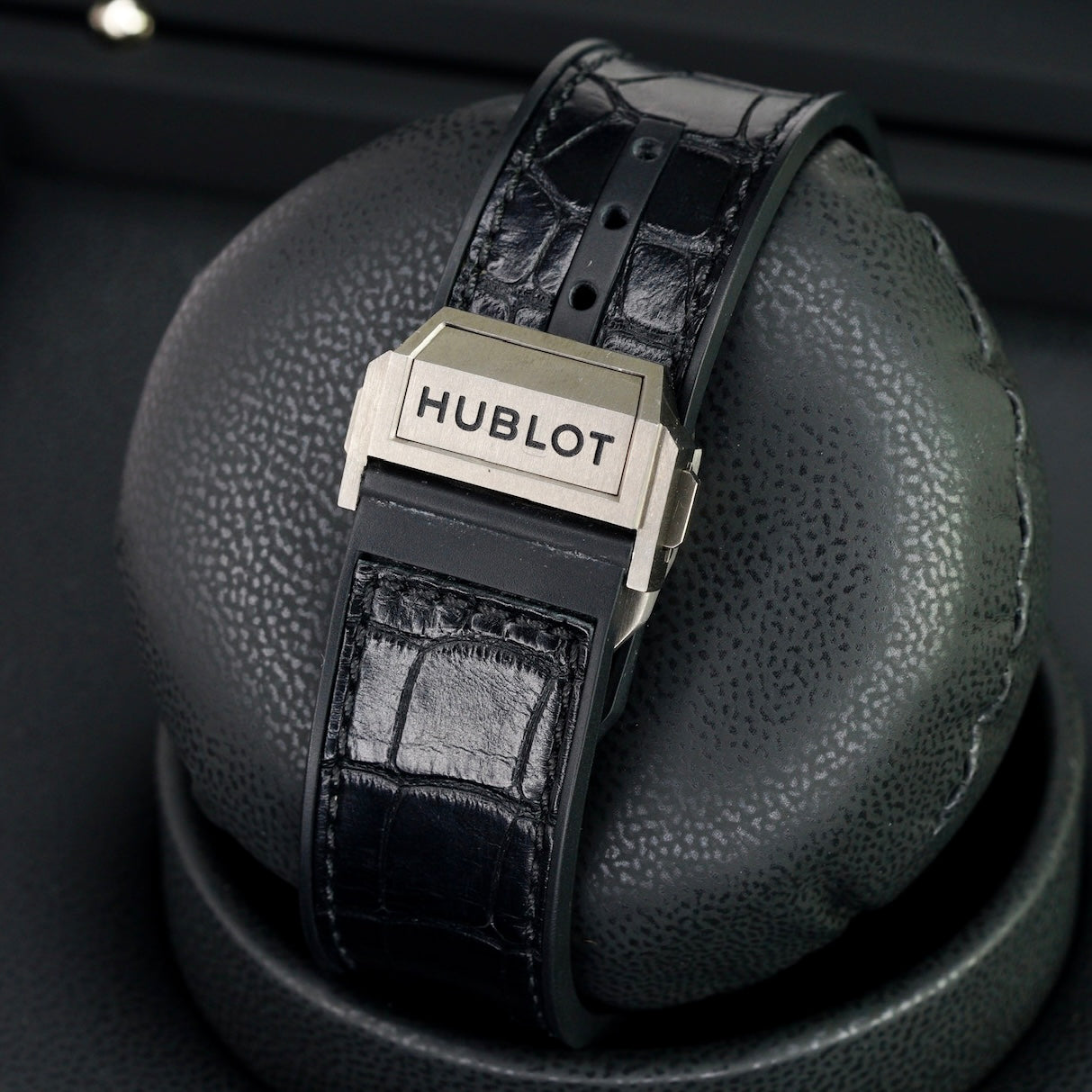 Hublot Big Bang Meca-10 414.NI.1123.RX Skeleton Dial Titanium 45mm