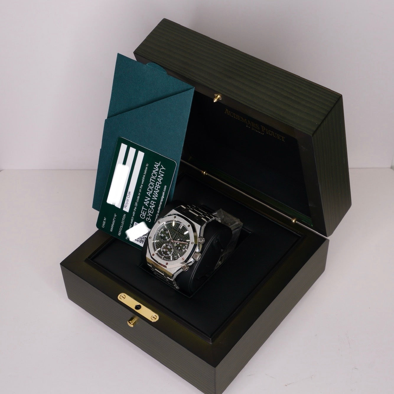 Audemars Piguet SLIDER 2024 Royal Oak 26240ST.OO.1320ST.08 Green Dial Black Letters Stainless Steel Chronograph 41mm