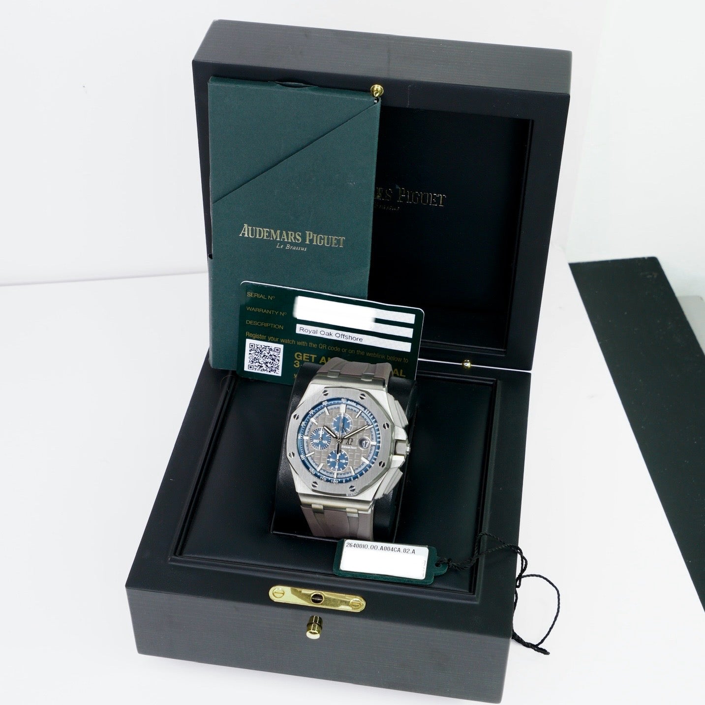 Audemars Piguet Royal Oak Offshore 26400IO.OO.A004CA.02 Grey Dial Blue Accents Titanium Rubber Strap Chronograph 44mm