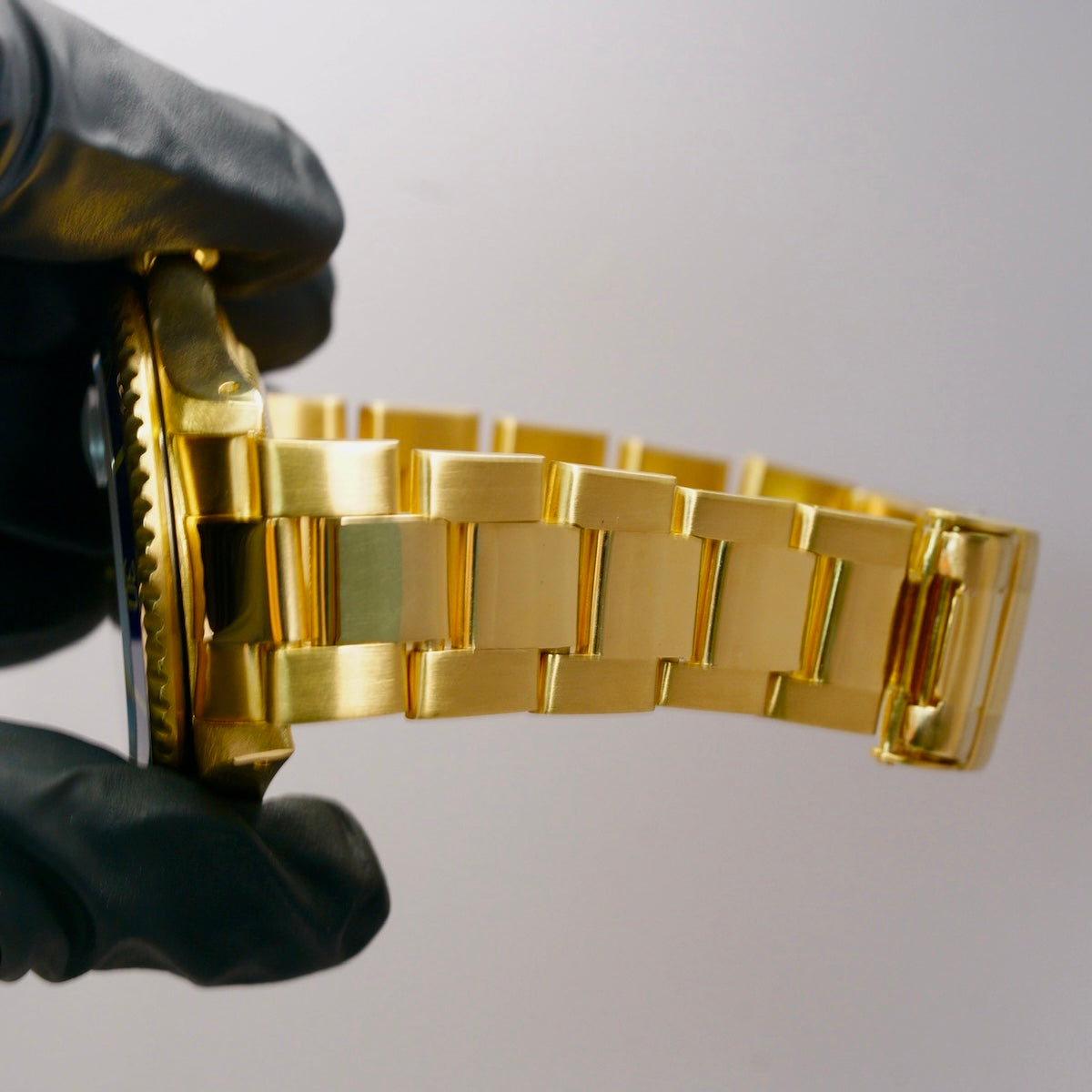 Rolex Submariner Date 16618LB “BLUESY” Yellow Gold Blue Dial & Bezel 40mm