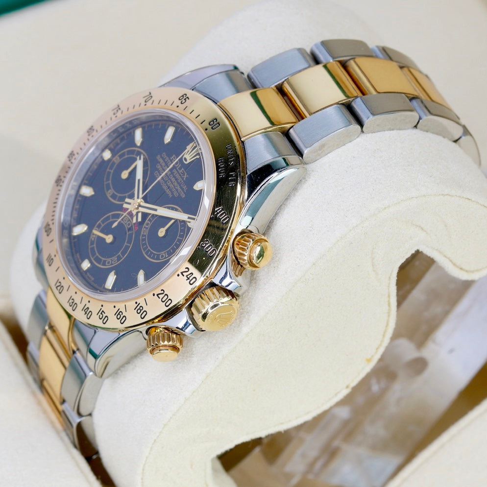Rolex Daytona 116523 Black Dial Two-Tone Yellow Gold & Steel Fat Buckle 7 Digits Serial 40mm 2010