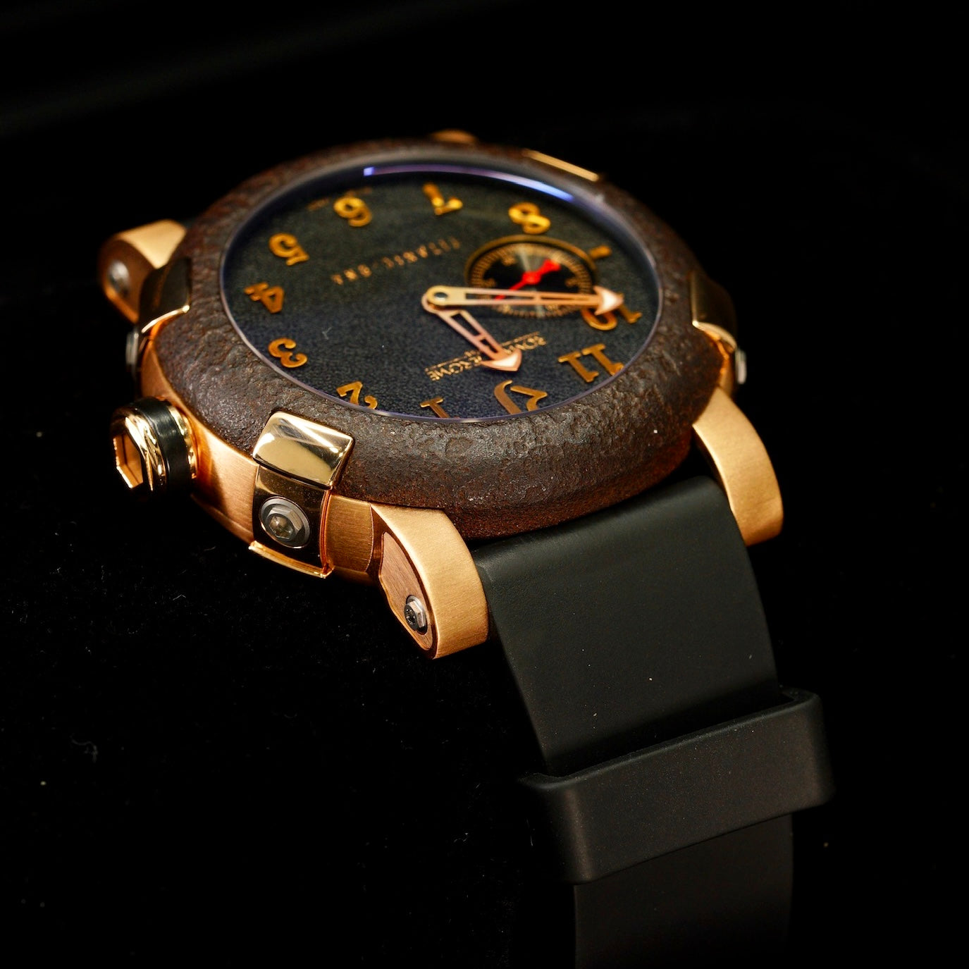 Romain Jerome Titanic-DNA T.OXY3.2222.00.BB Black Dial Rose Gold Rubber Strap 46mm
