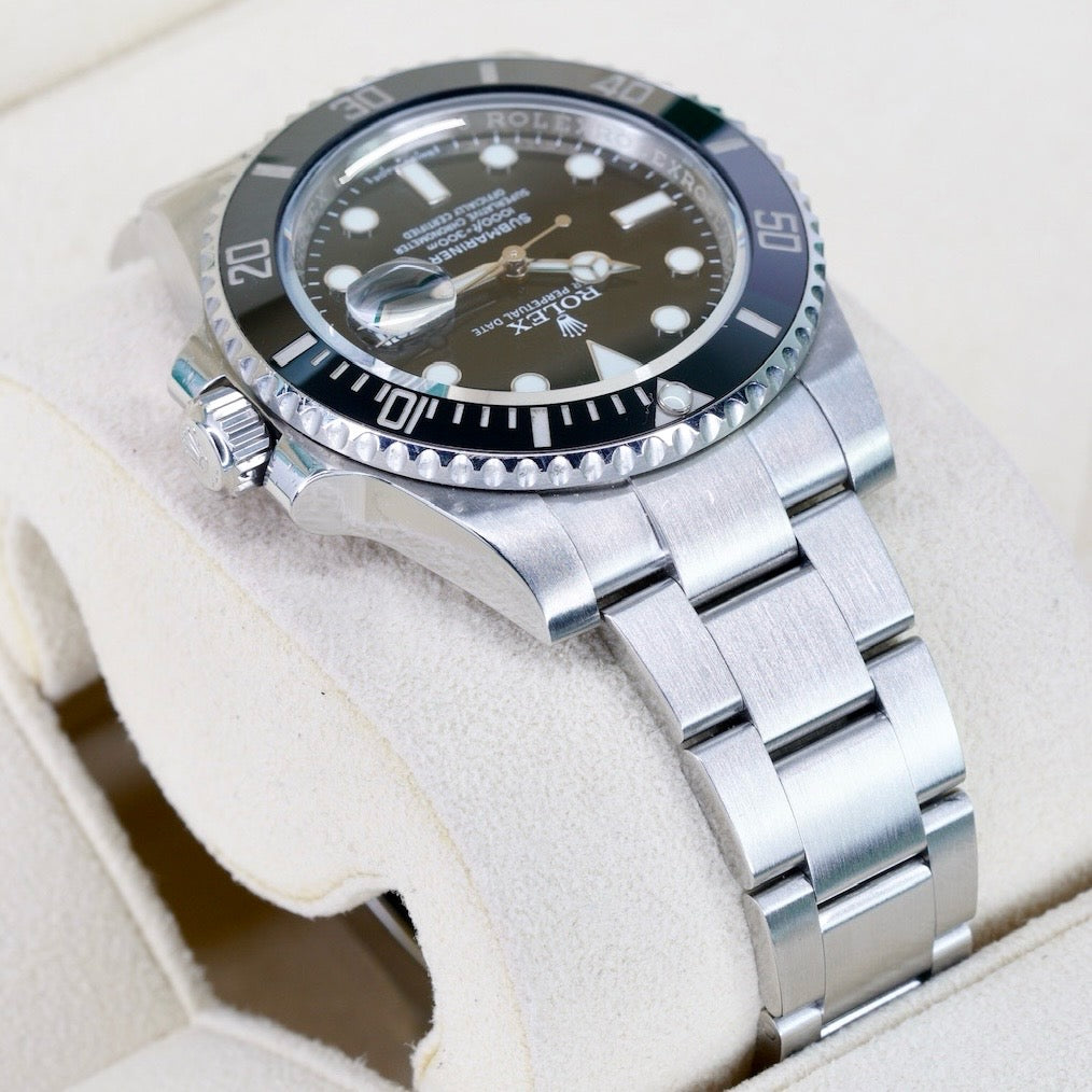 Rolex Submariner Date 116610LN Black Dial & Bezel Stainless Steel 40mm