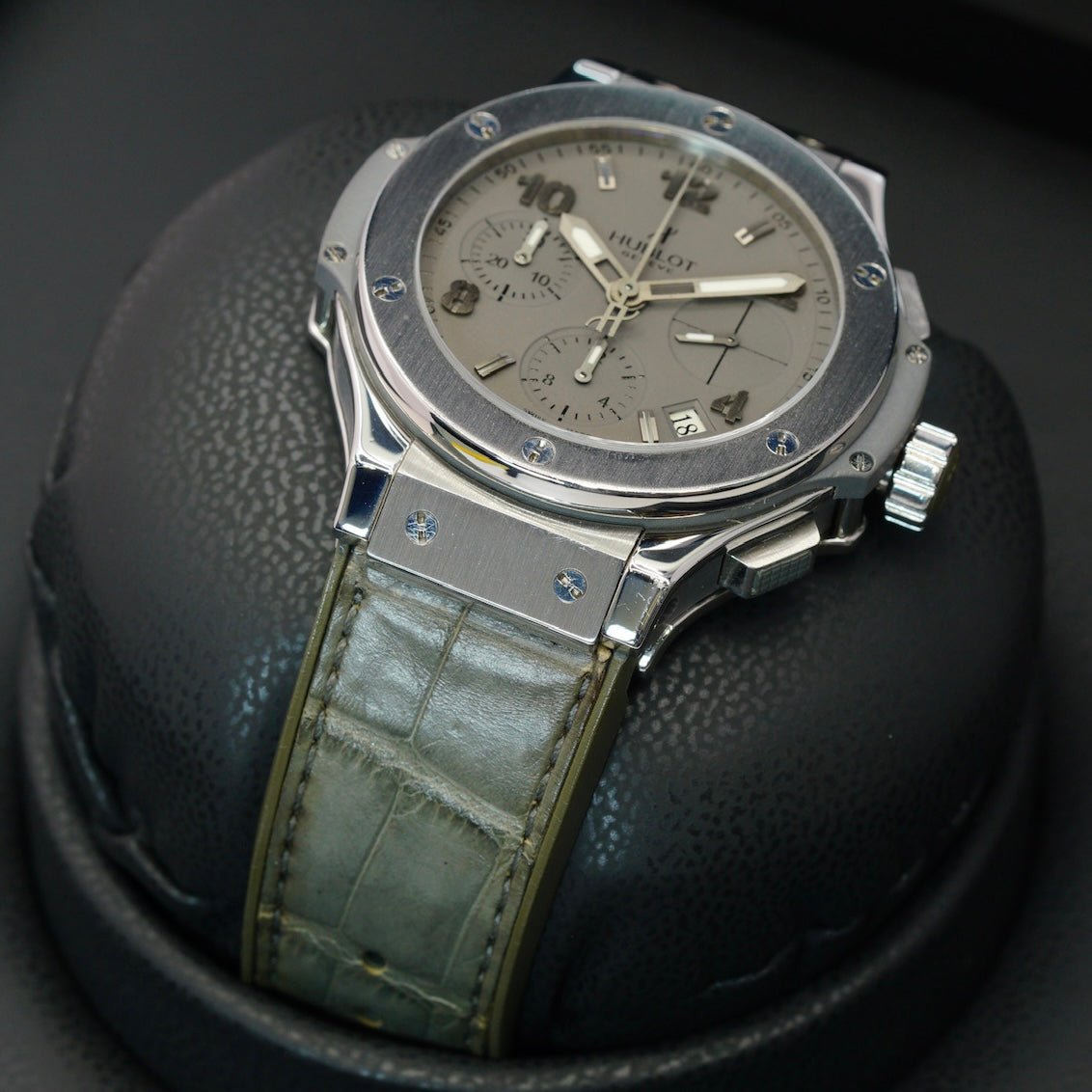 Hublot Big Bang 342.ST.5010.LR “EARL GREY” Stainless Steel Grey Strap 41mm