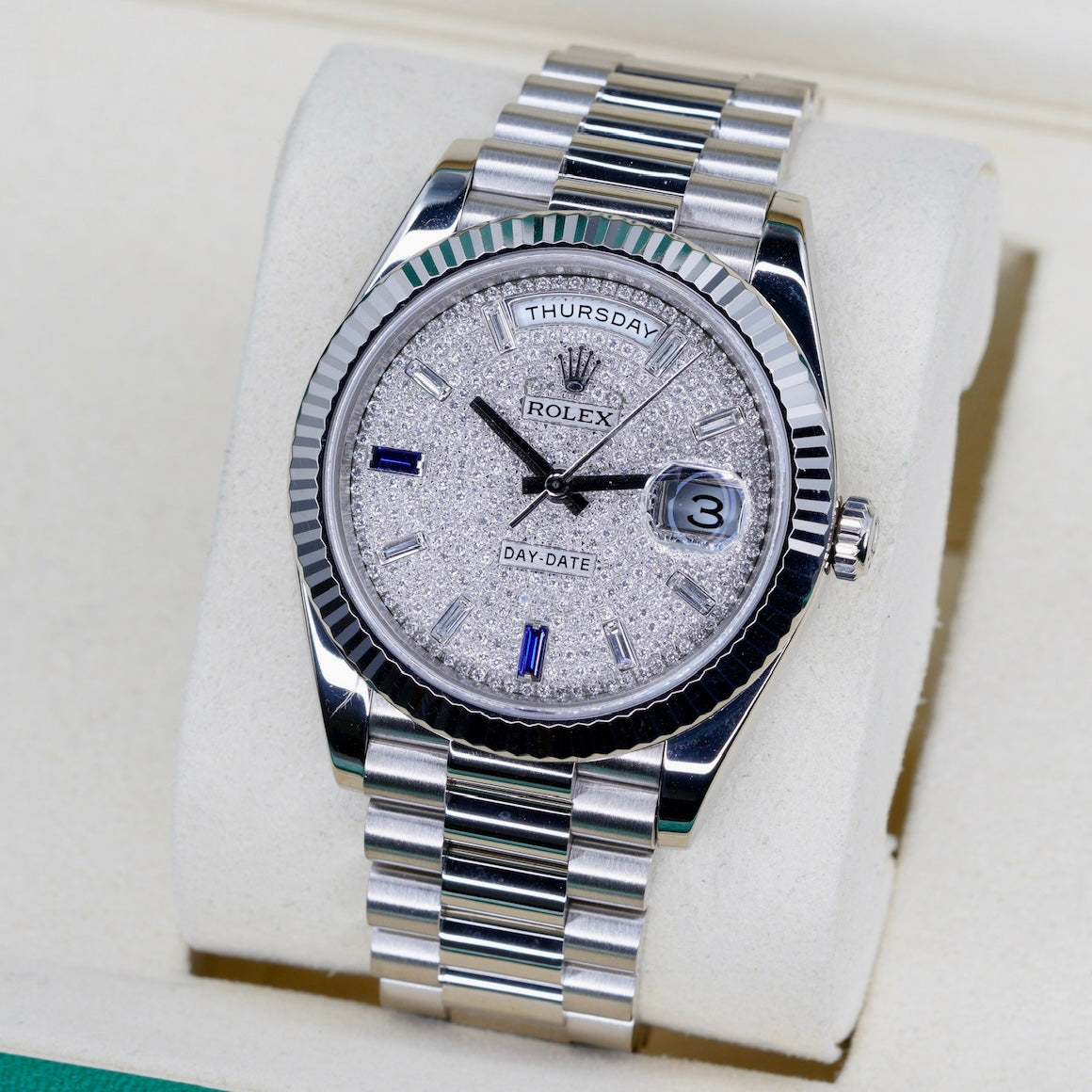Rolex Day Date 228239 “AM DIAMOND SET” Am Diamond Dial White Gold 40mm