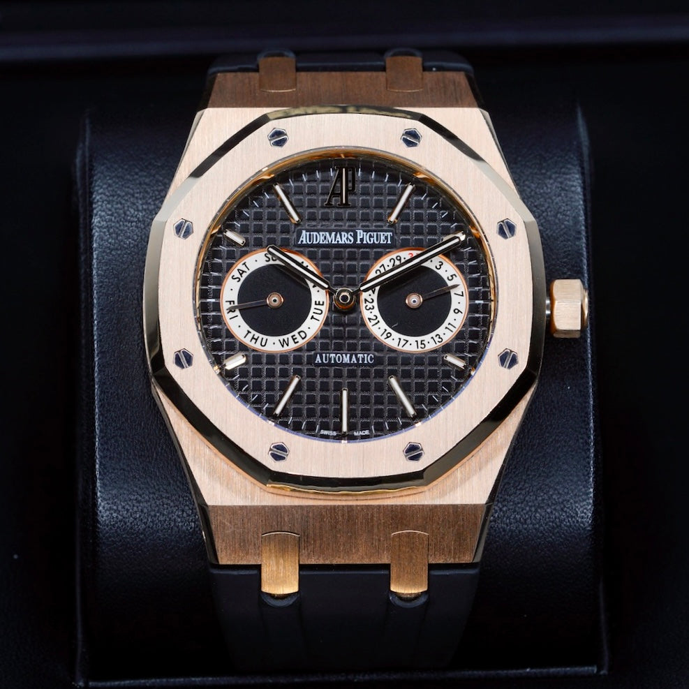 Audemars Piguet Royal Oak 26330OR.OO.D088CR.01 Black Dial Rose Gold AM Rubber Strap 39mm 2013