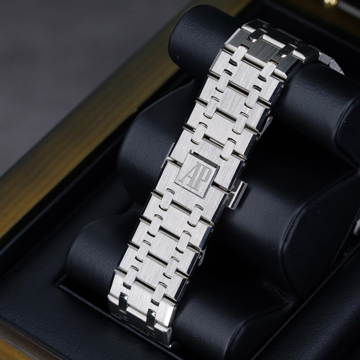 Audemars Piguet Royal Oak 26240ST.OO.1320ST.01 “50 ANNIVERSARY” Blue Dial Stainless Steel Selfwinding Chronograph 41mm