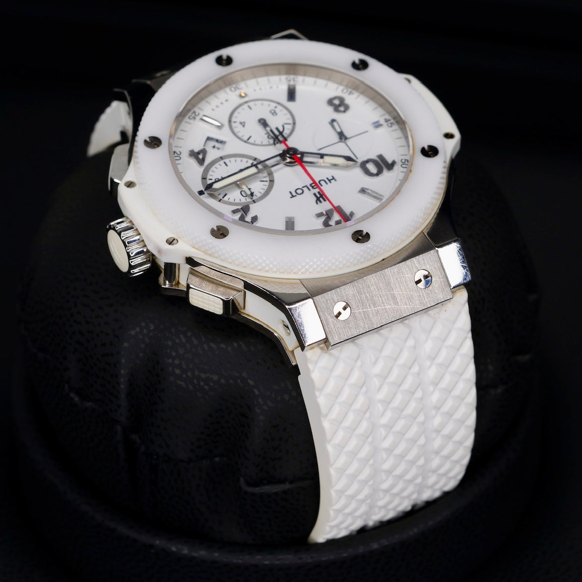 Hublot Big Bang 301.SE.230.RW White Dial Ceramic Case Rubber Strap 44mm