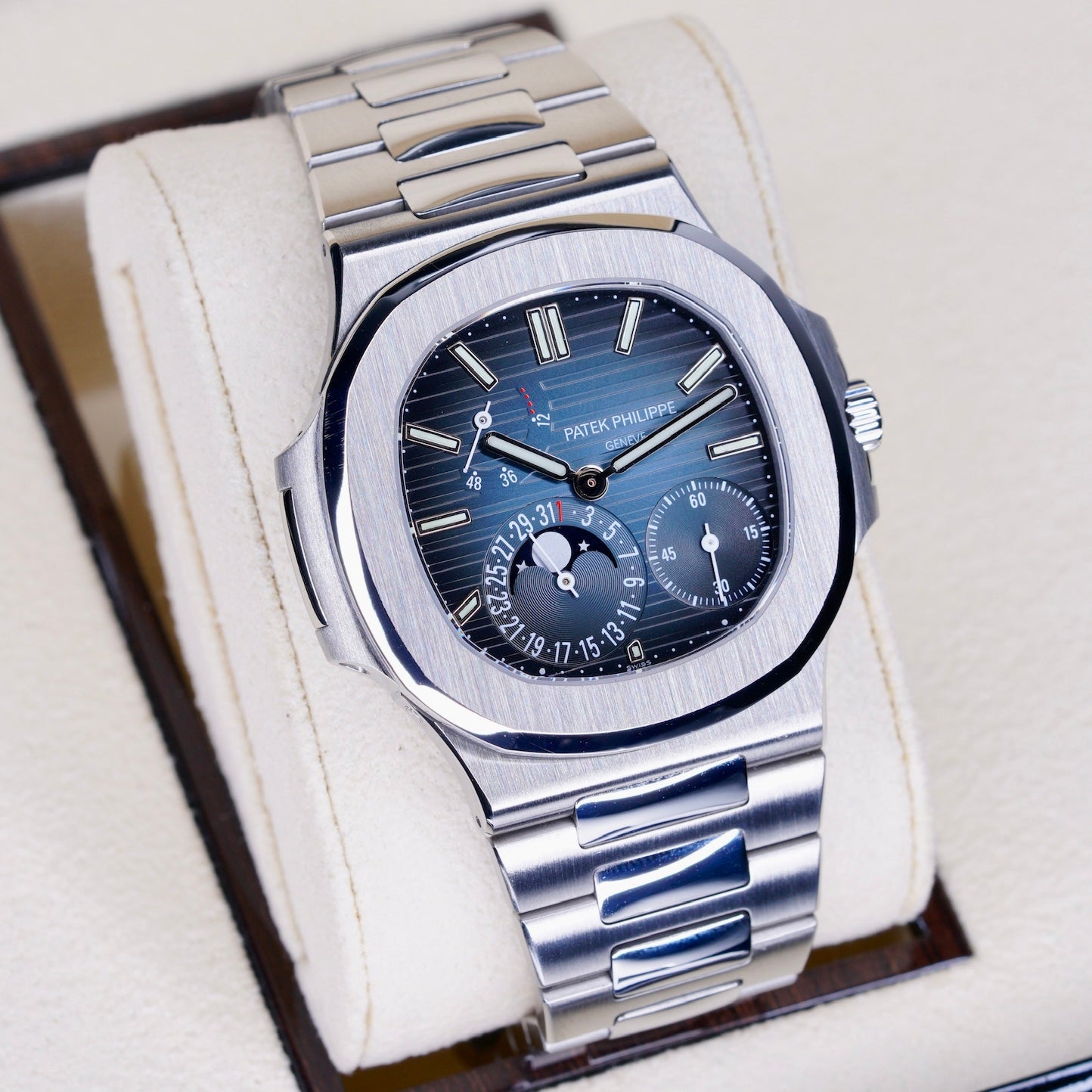 Patek Philippe Nautilus 5712/1A-001 Blue Smoked Dial Stainless Steel 2021