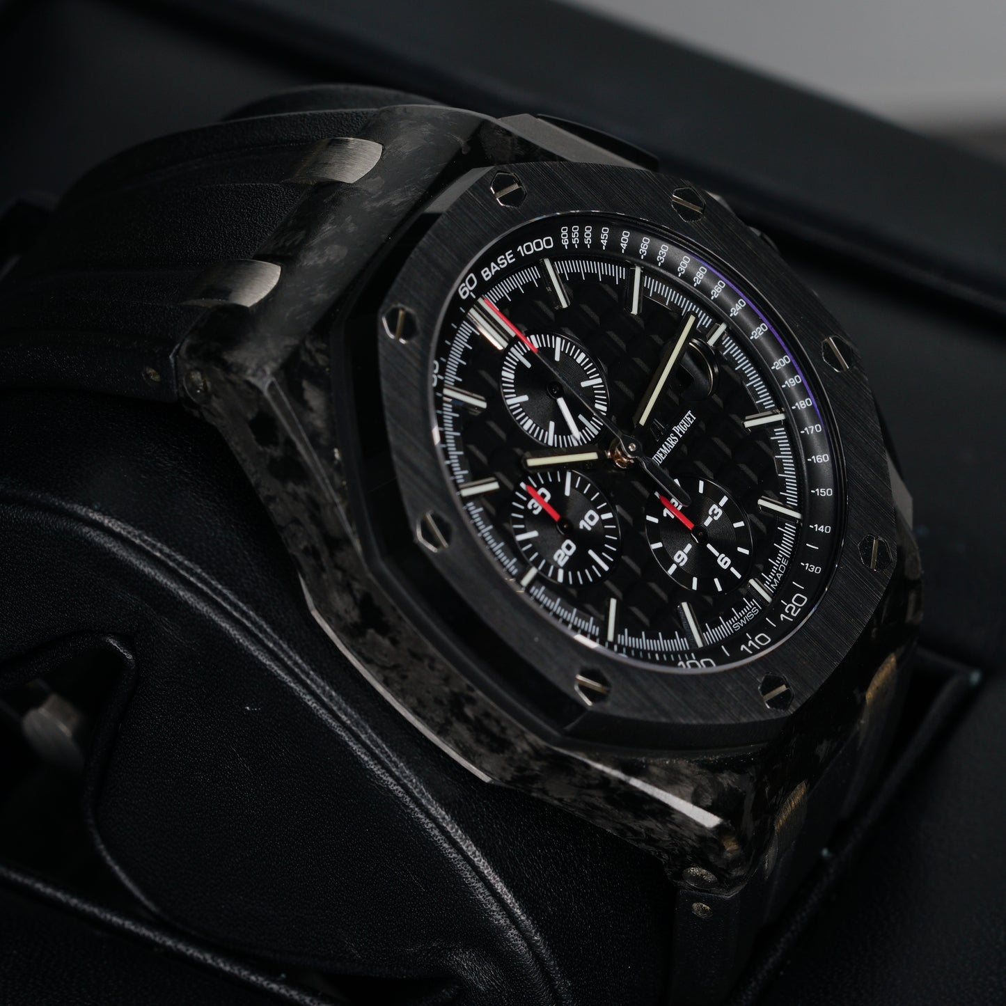 Audemars Piguet Royal Oak Offshore 26400AU.OO.A002CA.01 Black Dial Carbon Case Rubber Strap 44mm