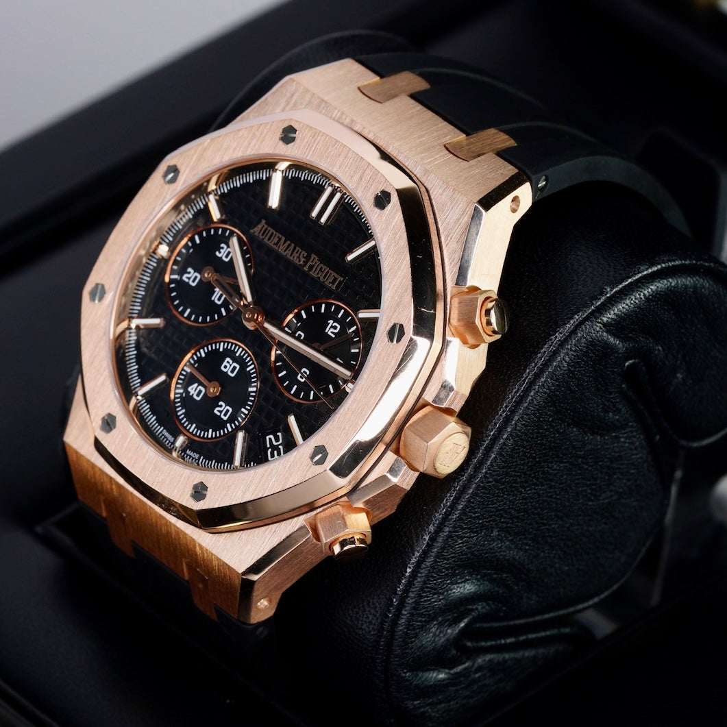 Audemars Piguet Royal Oak 26240OR.OO.D002CR.01 “50th ANNIVERSARY” Black Dial Black Rubber Rose Gold Chronograph Leather Strap 41mm 2022
