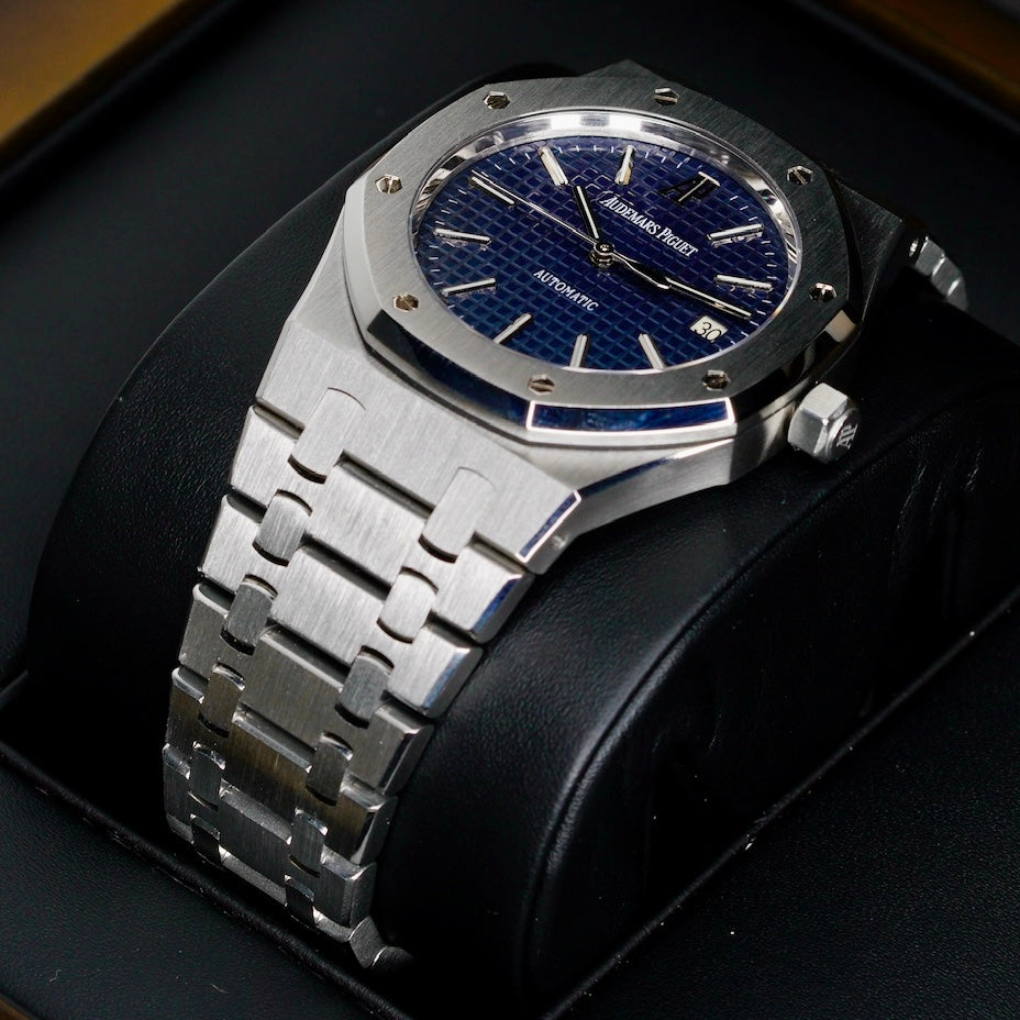 Audemars Piguet Royal Oak 15300ST.OO.1220ST.02 “BLUE OAK” Blue Dial Stainless Steel 39mm