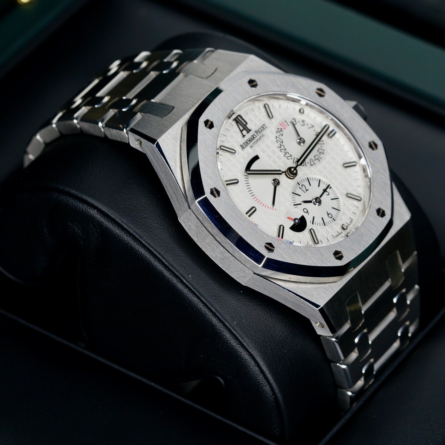 Audemars Piguet Royal Oak 26120ST.OO.1220ST.01 “DUAL TIME” White Dial Stainless Steel 39mm