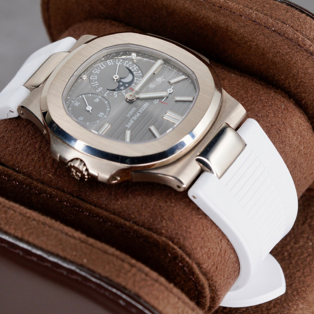 Patek Philippe Nautilus 5712G-001 Grey Dial White Gold Leather Strap 2021