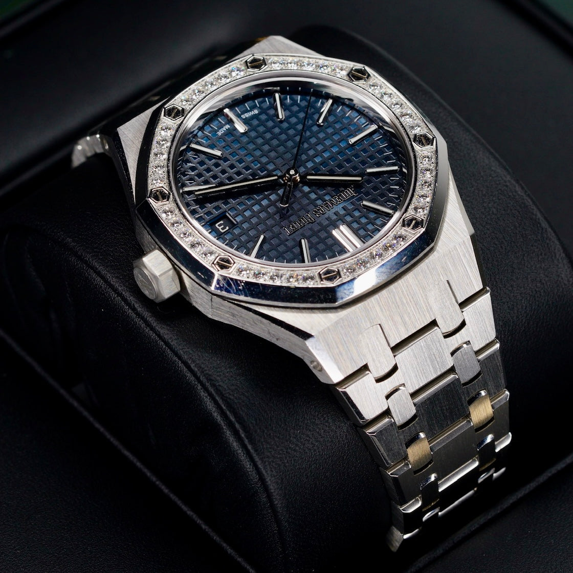 Audemars Piguet Royal Oak Blue Dial Diamond Bezel Stainless Steel 37mm