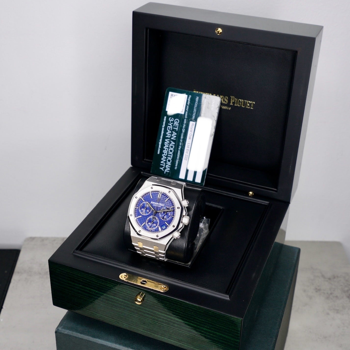 Audemars Piguet Royal Oak 26239BC.OO.1220BC.01 “JAPAN” Blue Indigo Dial White Gold 41mm Limited Edition Of 222