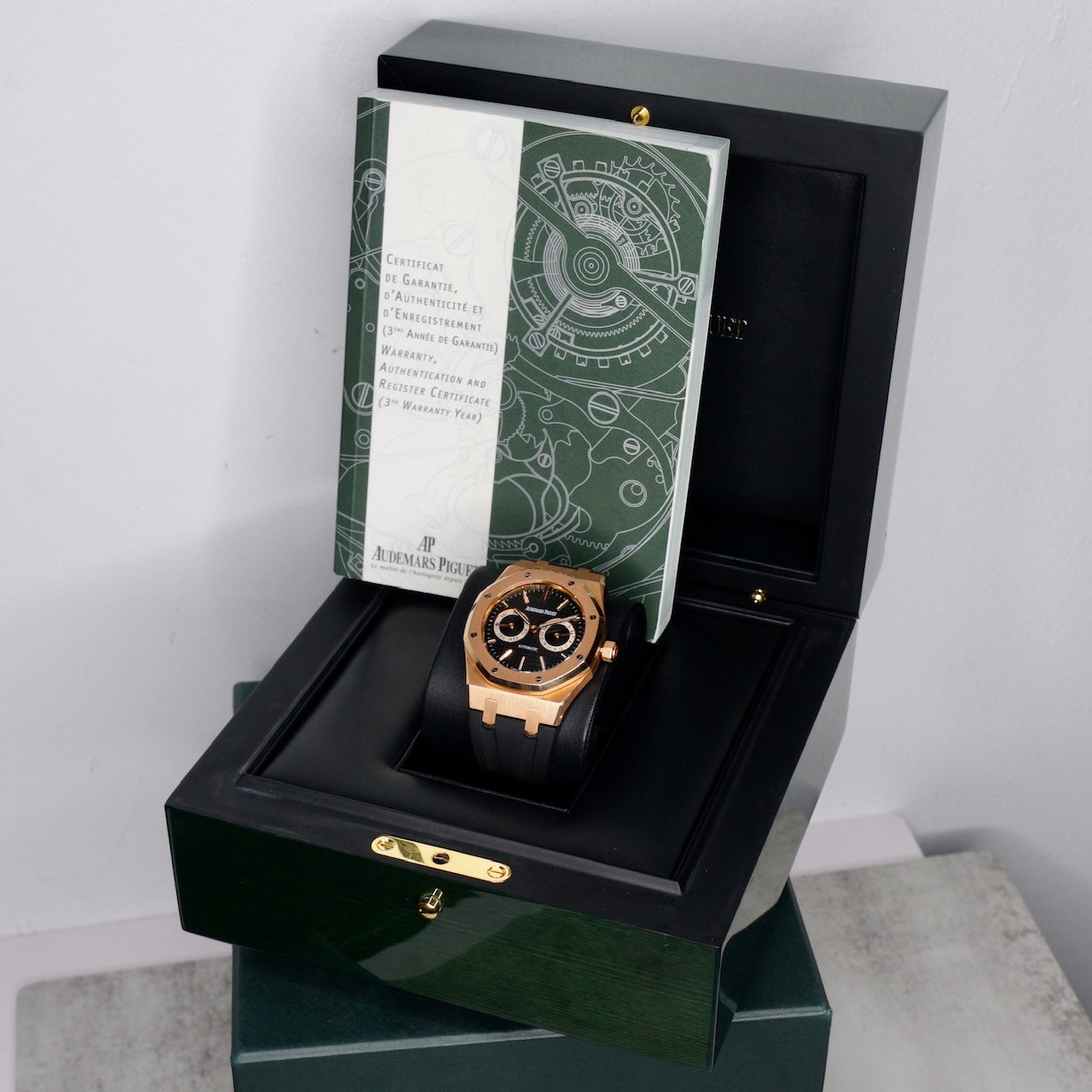 Audemars Piguet Royal Oak 26330OR.OO.D088CR.01 Black Dial Rose Gold AM Rubber Strap 39mm 2013