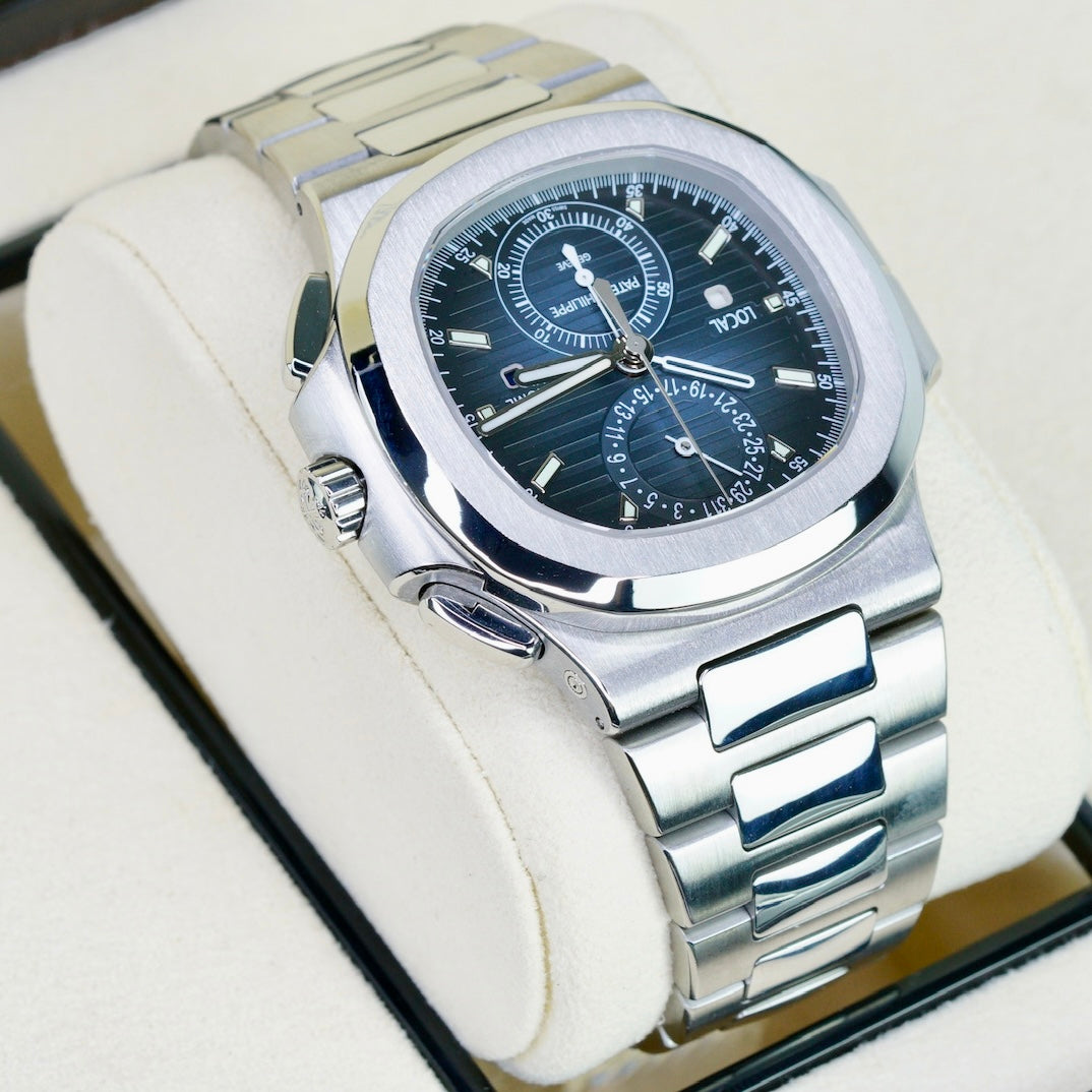 Patek Philippe Nautilus 5990/1A-001 “TRAVEL TIME” Service Blue Dial Stainless Steel 40.5mm 2018
