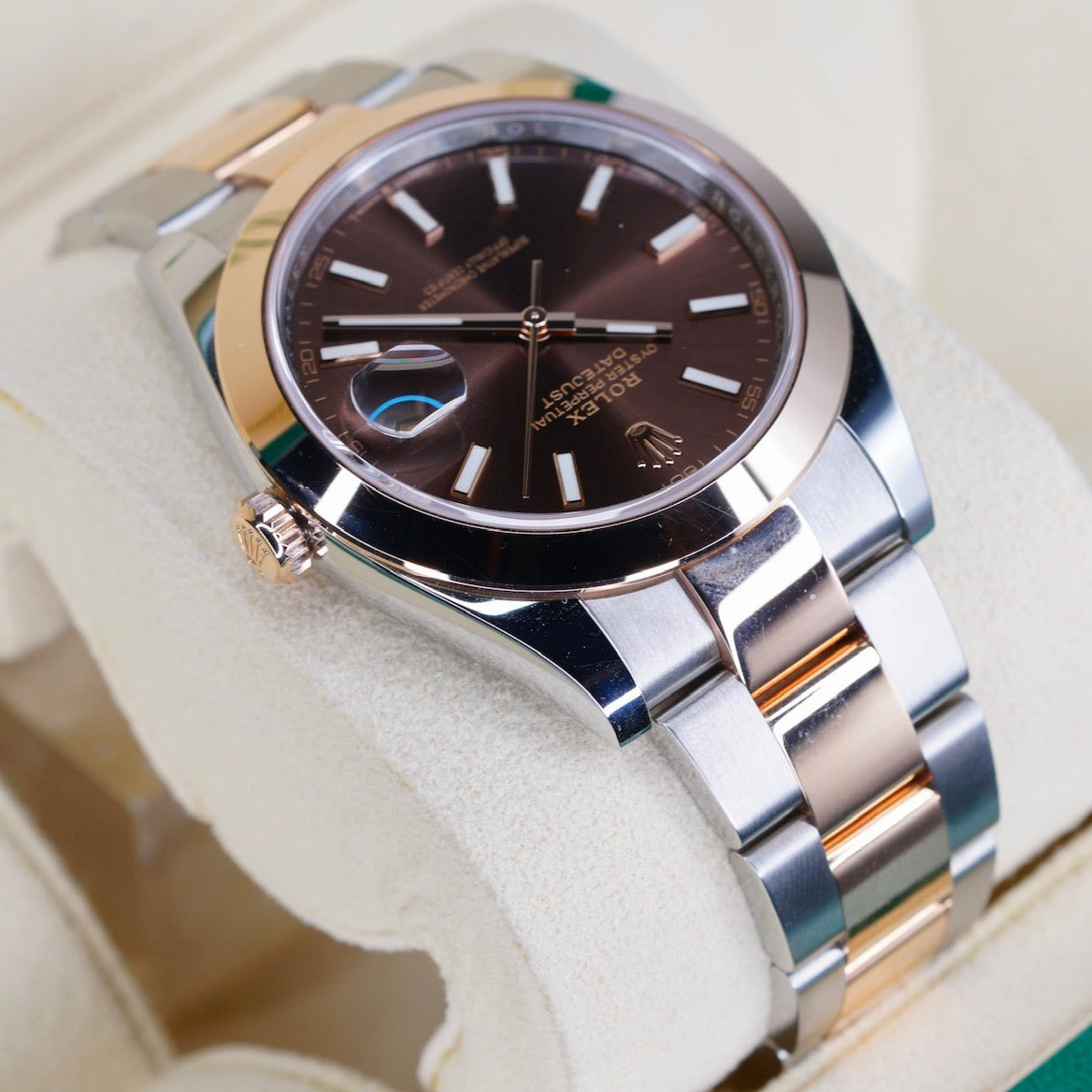 Rolex Datejust 126301 “CHOCOLATE” Brown Dial Smooth Bezel Rose Gold & Steel 41mm 2023