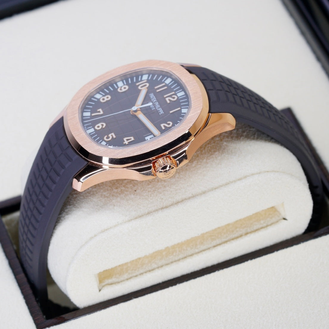 Patek Philippe Aquanaut 5167R-001 Rose Gold Chocolate Dial 40mm 2020