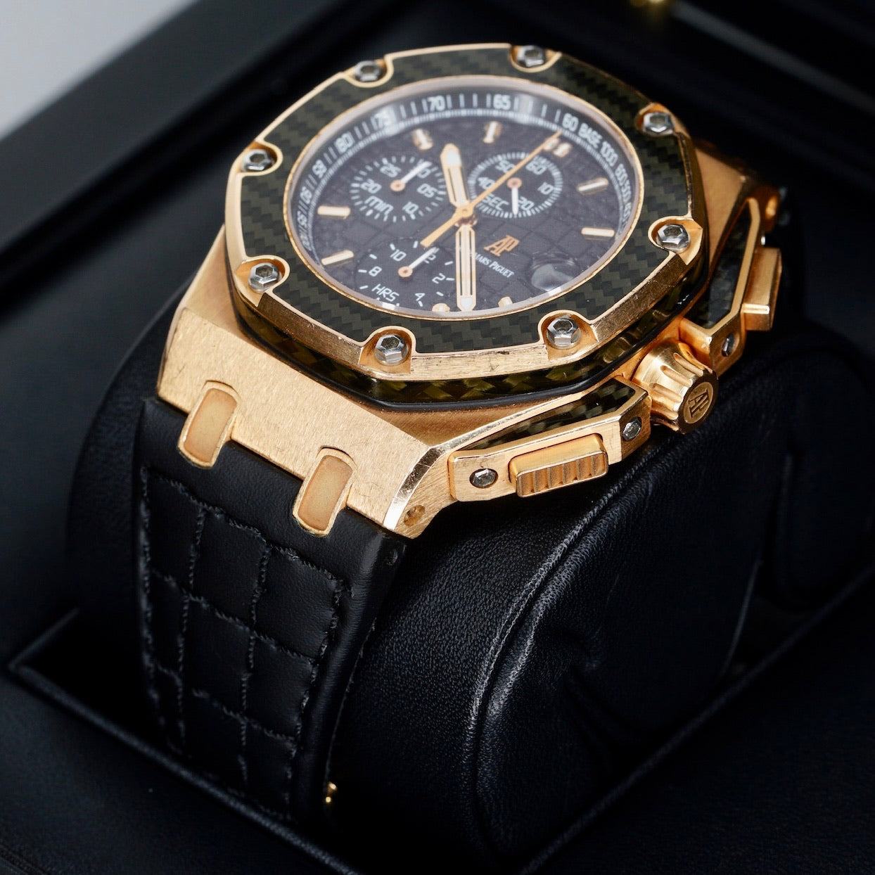 Audemars Piguet Royal Oak Offshore 26030RO.OO.D001IN.01 “MONTOYA” Black Dial Carbon Bezel Rose Gold 45mm