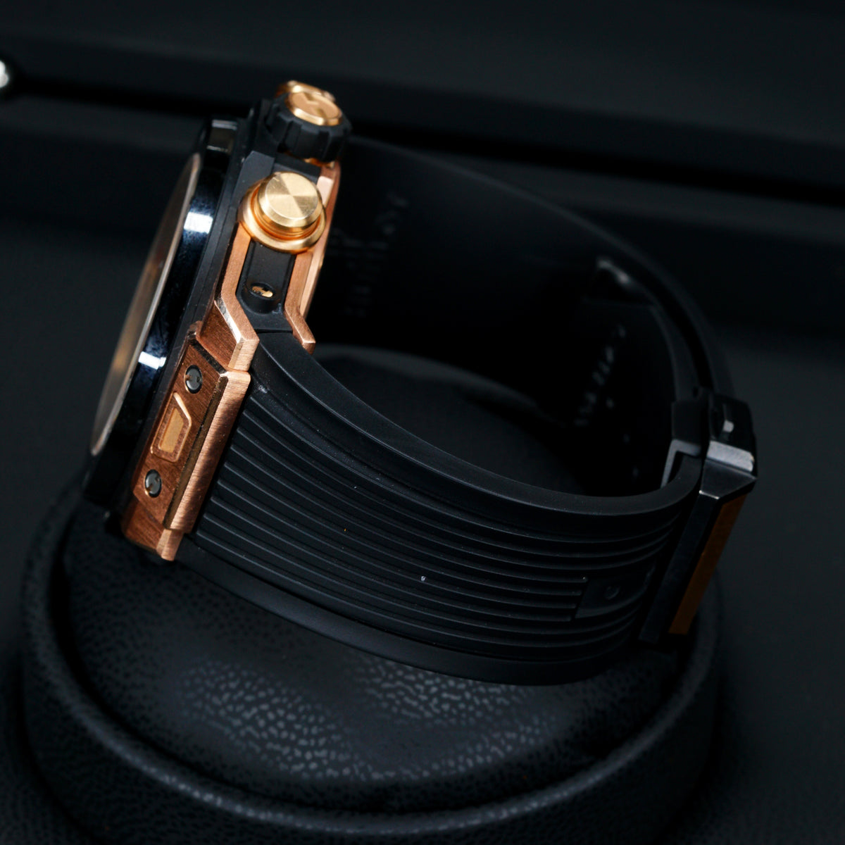 Hublot Big Bang Unico 411.OM.1180.RX “KING GOLD” Skeleton Dial Ceramic Bezel King Gold 45mm