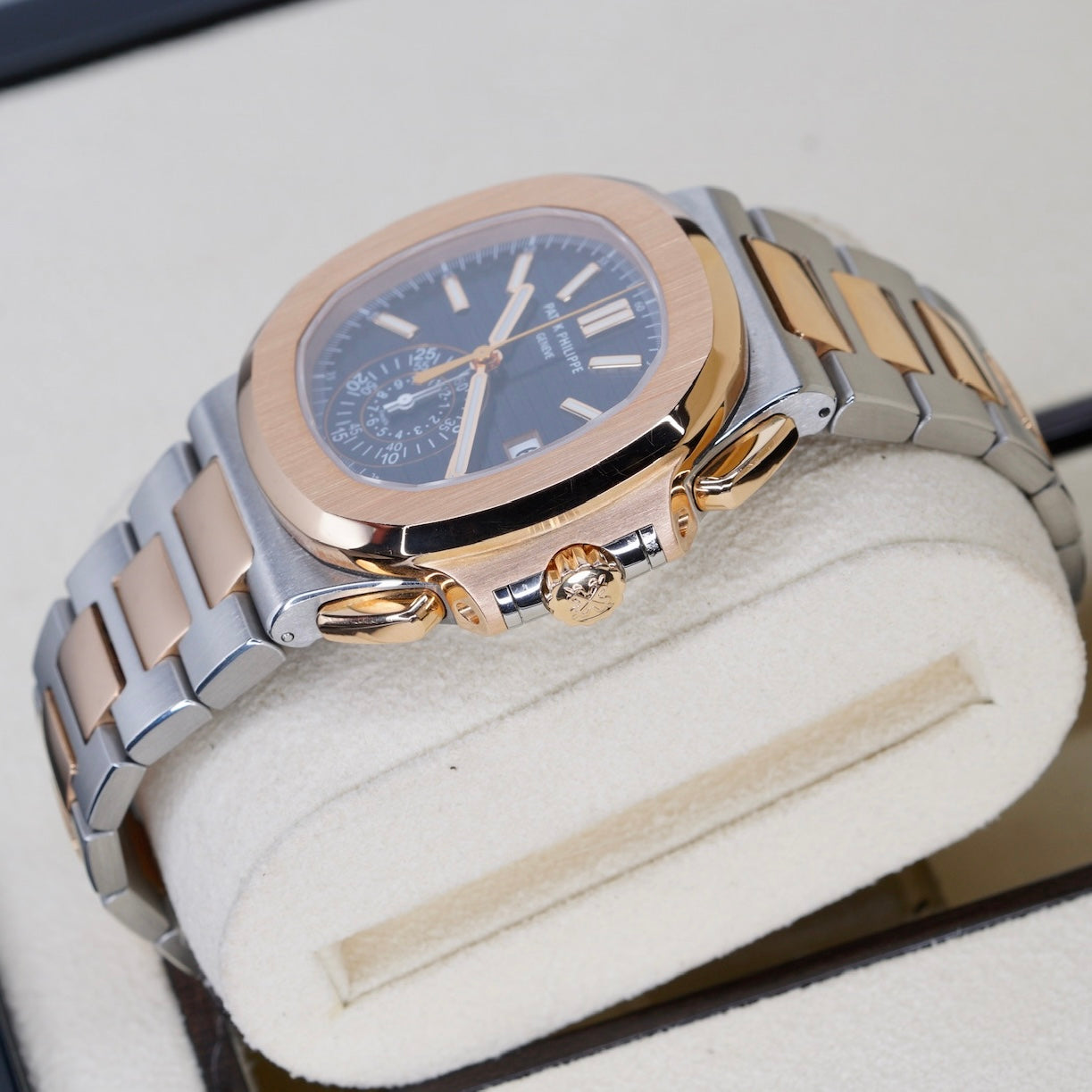 Patek Philippe Nautilus 5980/1AR-001 Blue Dial Two-Tone Stainless Steel & Yellow Gold 40.5mm 2022
