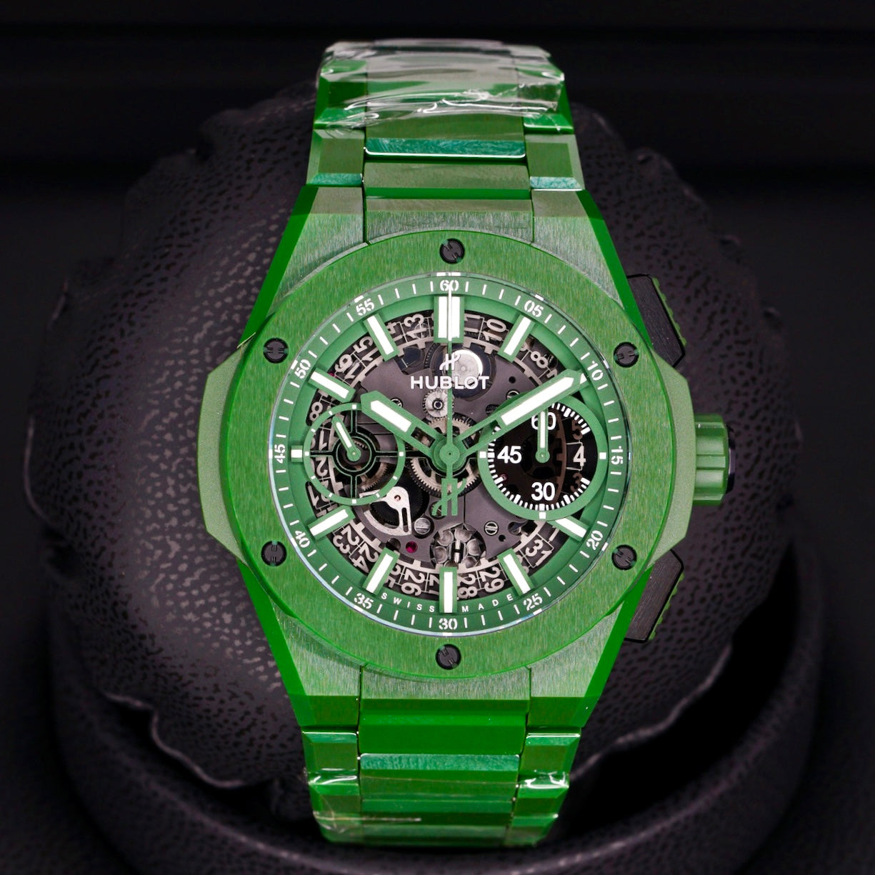Hublot NEW Big Bang 451.GX.5220.GX “GREEN INTEGRAL” Skeleton Dial Green Ceramic 42mm