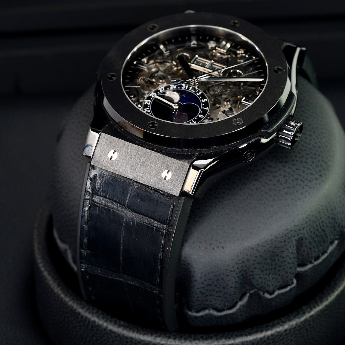 Hublot Classic Fusion 517.CX.0170.LR Aerofusion Moonphase Black Ceramic Skeleton 45mm