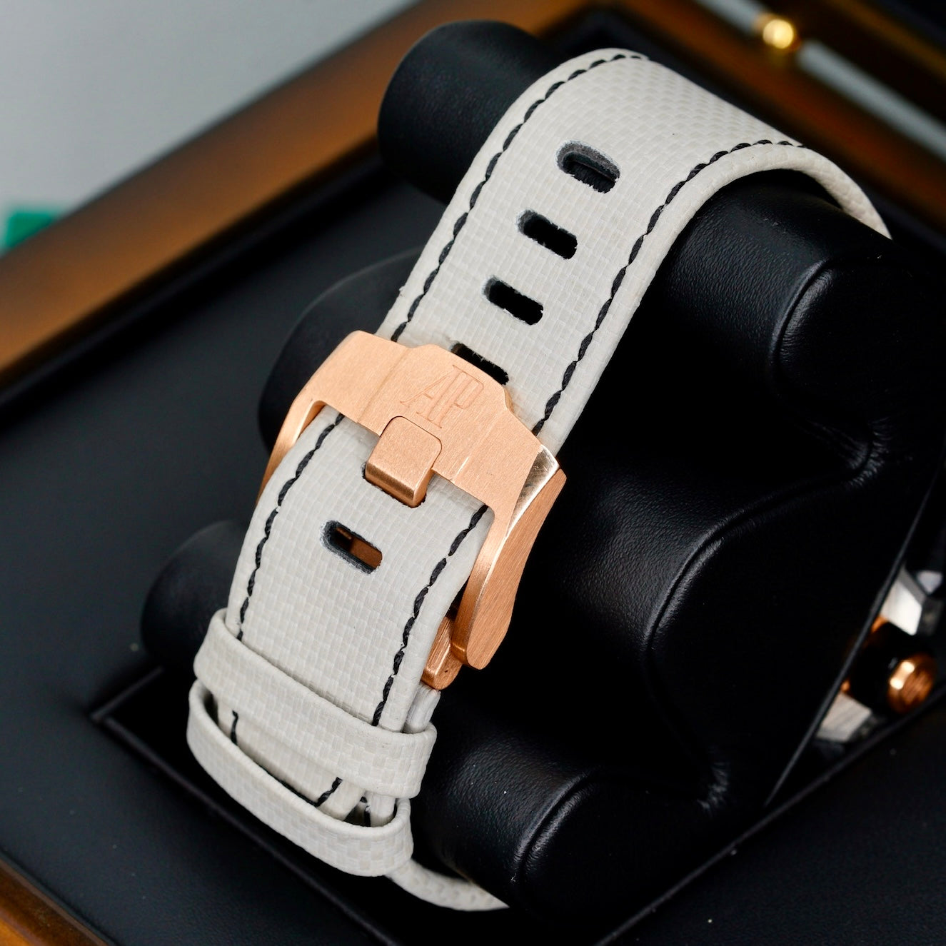 Audemars Piguet Royal Oak Offshore 26420OI.OO.A015VE.01 “BABY LEBRON” Grey Dial Rose Gold Chronograph 43mm