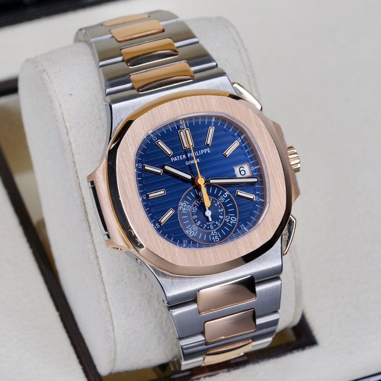 Patek Philippe Nautilus 5980/1AR-001 Blue Dial Two-Tone Stainless Steel & Yellow Gold 40.5mm 2022