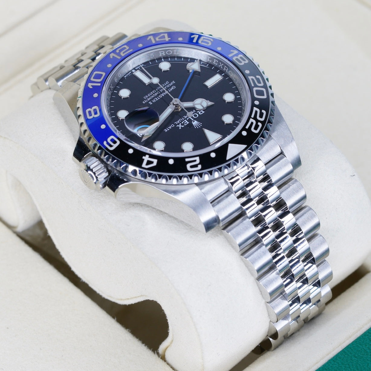 Rolex GMT-Master II 126710BLNR “BATGIRL” Black Dial Blue & Black Bezel Stainless Steel Jubilee 40mm 2022
