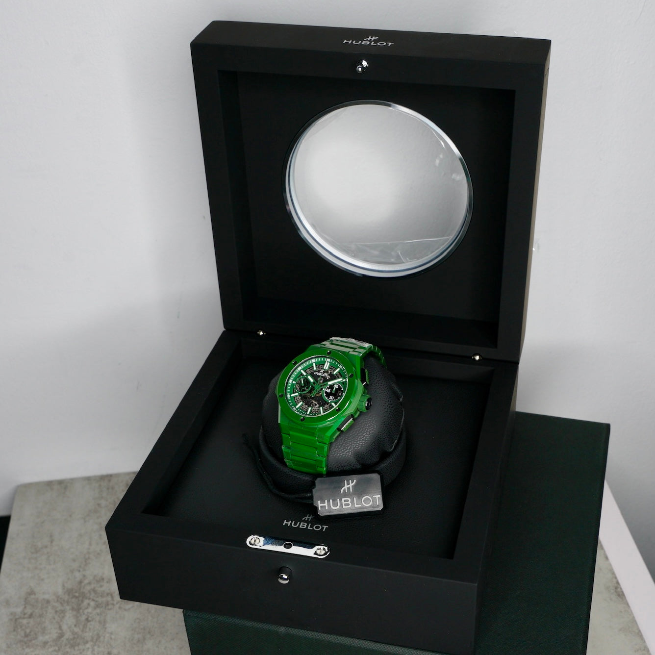 Hublot NEW Big Bang 451.GX.5220.GX “GREEN INTEGRAL” Skeleton Dial Green Ceramic 42mm